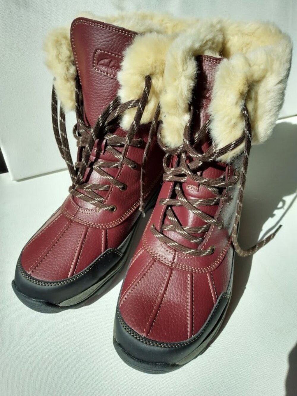 Clarks Mazlyn Duck Boots Burgundy Leather Sz 9.5 Wide Faux Fur Insulated Winter